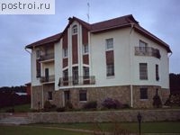 J-447-1K проект двухэтажного дома из кирпича с цоколем и гаражом размером 12 на 18 